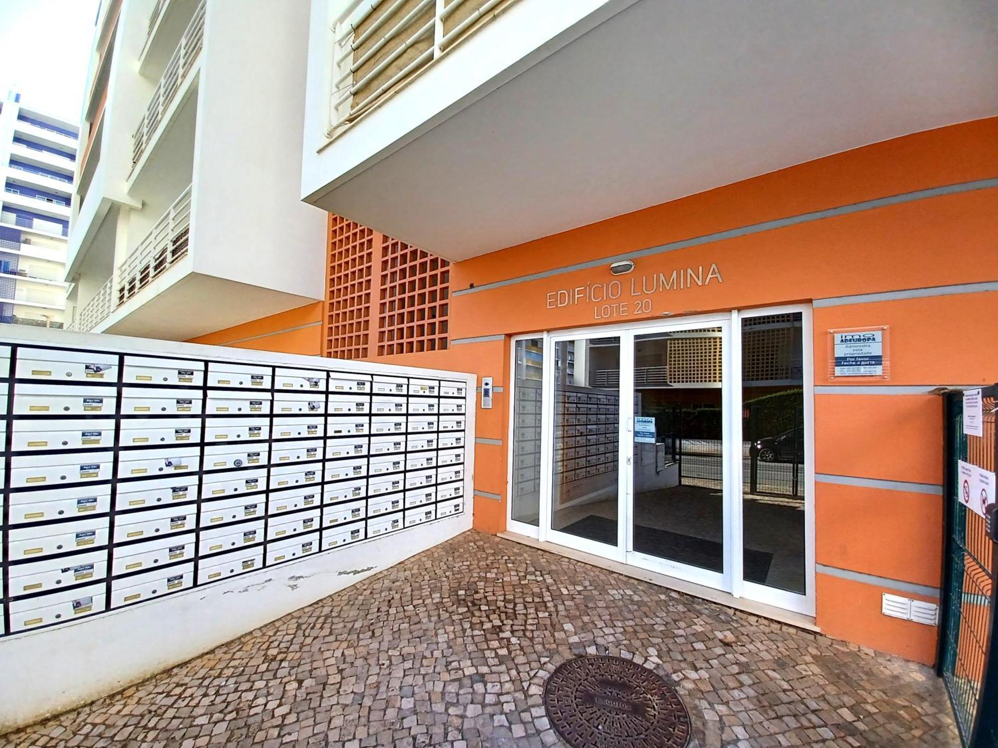 Edificio Lumina Sunshine Beach Apartment ปอร์ติเมา ภายนอก รูปภาพ