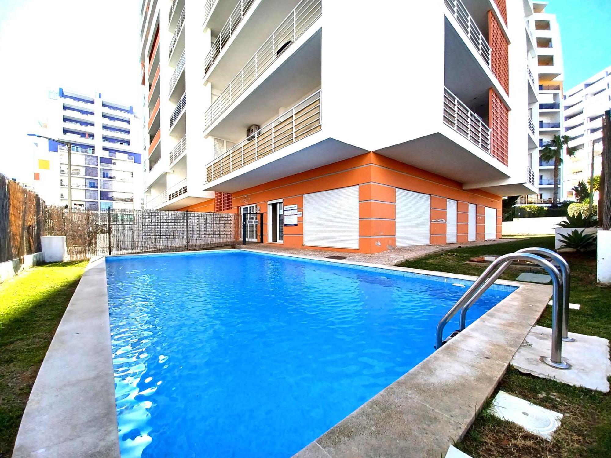 Edificio Lumina Sunshine Beach Apartment ปอร์ติเมา ภายนอก รูปภาพ
